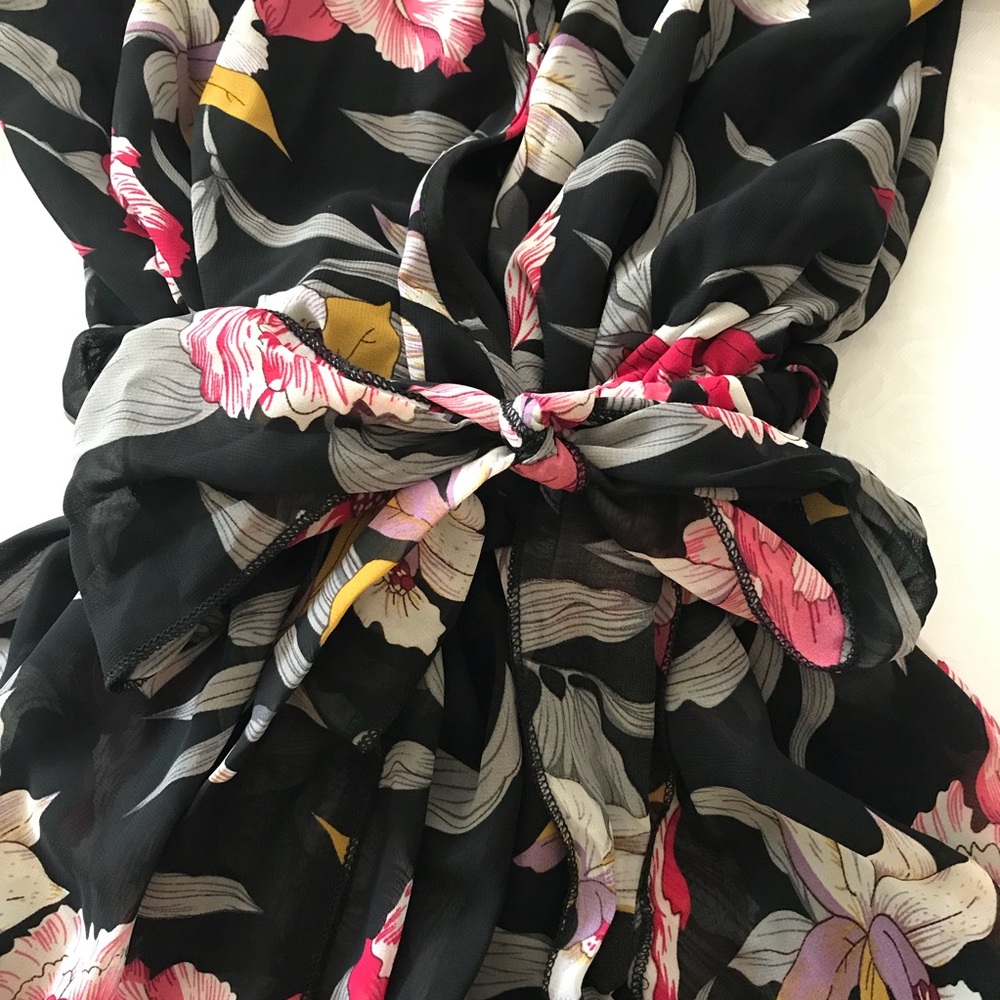 Floral Long Sleeve Maxi Dress - Picture 6 of 8